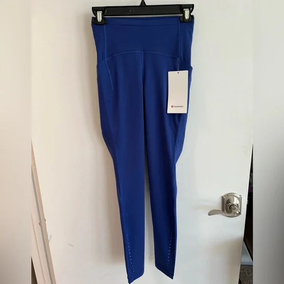 Lululemon Swift Speed High Rise Tight 28” - size 4 - Picture 6 of 13